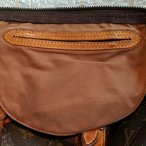 Authentic Louis Vuitton Speedy 35 - Picture 12 of 15